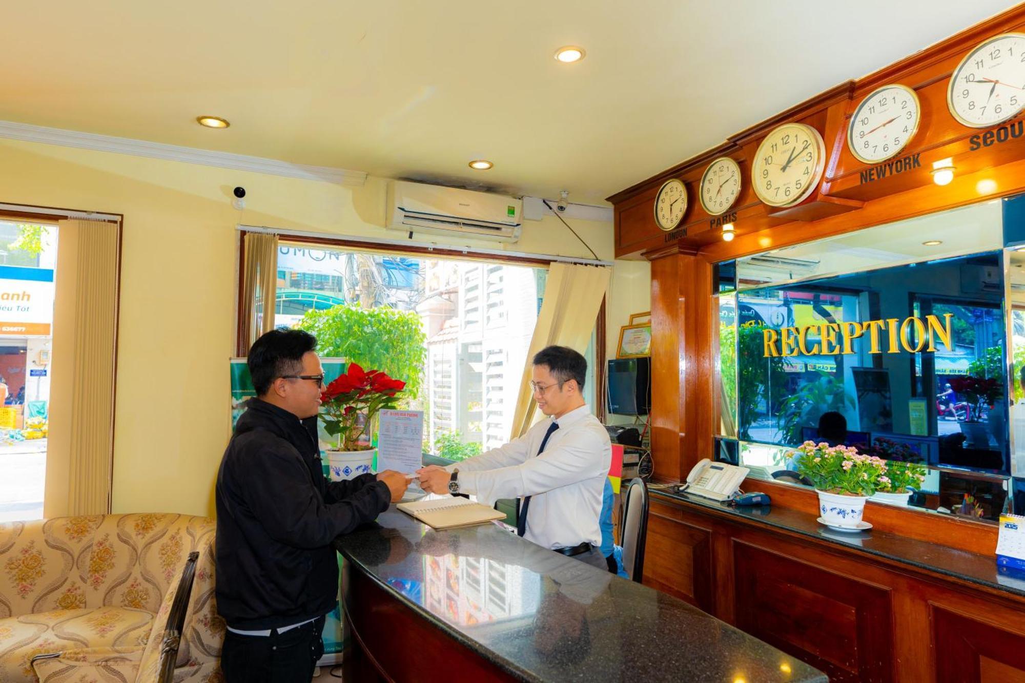 ฮวัง ฮา โฮเทล Hotel โฮจิมินห์ซิตี้ ภายนอก รูปภาพ